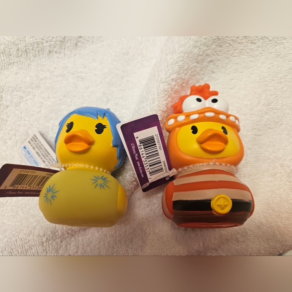 NWT Disney Pixar Inside Out 2 Duckalooz- Joy/Anxiety